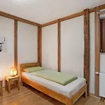 公寓 Schwarzwald-lodge Ferienunterkunft 卡珀尔罗德克